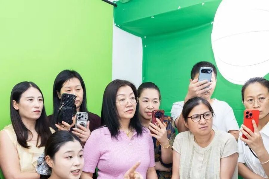 苏州网络商品协会直播电商班实训现场